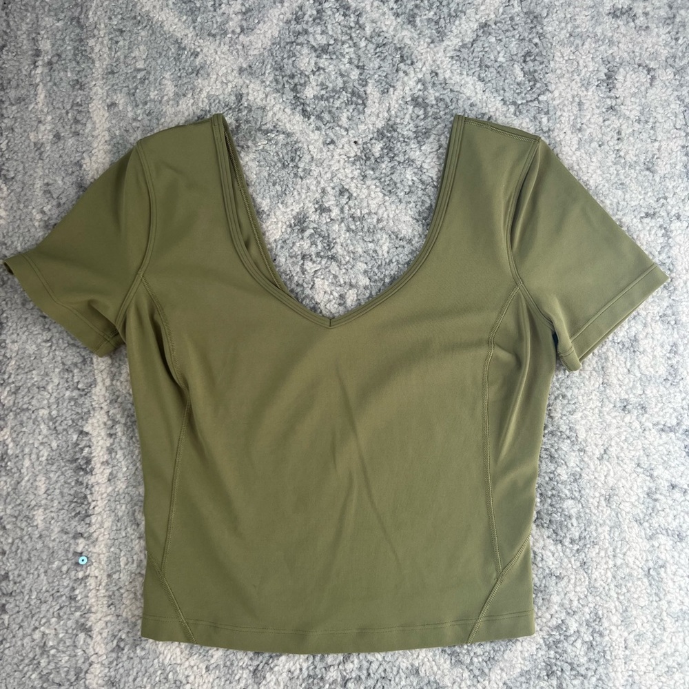 Lululemon Align T-shirt size 4 small S XS cropped tee yoga workout V neck top